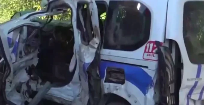 İzmir’de Zincirleme Kaza! 1 Polis Şehit, 2 Kişi Hayatını Kaybetti