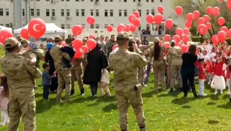 Jandarma'Dan Öğrencilere 23 Nisan Sürprizi