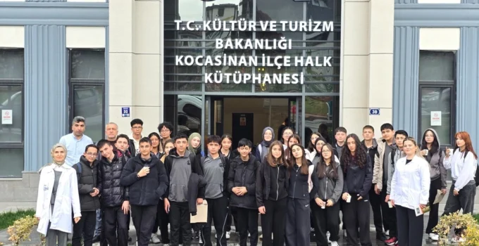 Kayseri Kocasinan'Dan Gençlere Kitap Tahlil Etkinliği