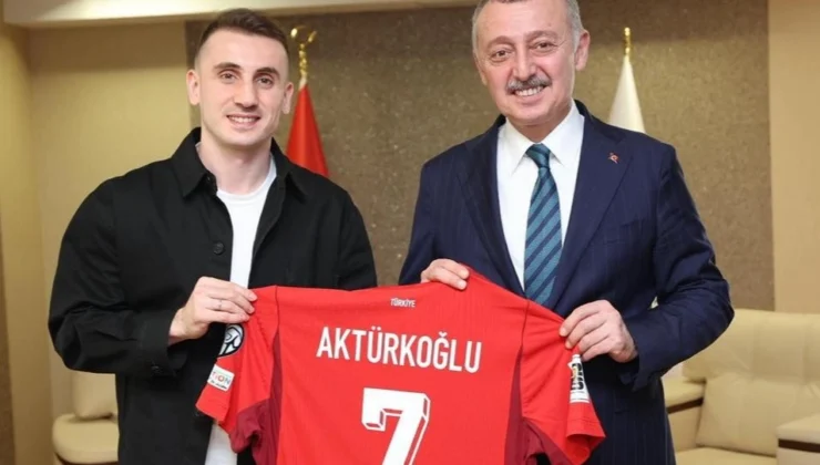 Kocaeli'Nin Gururundan Başkan Büyükakın’a Milli Forma