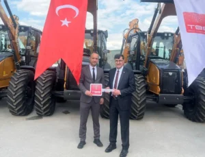Kütahya Belediyesi’ne Tbb'Den Yeni Iş Makinesi Desteği