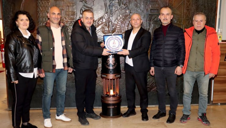 Nesil halk oyunlarından Demir’e ziyaret