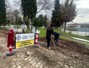 Pelitli Mezarlığı’nda Tel Çit Ve Panel Uygulaması
