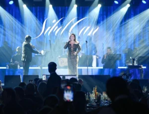 Sibel Can Yavru Vatan'Da Büyüledi