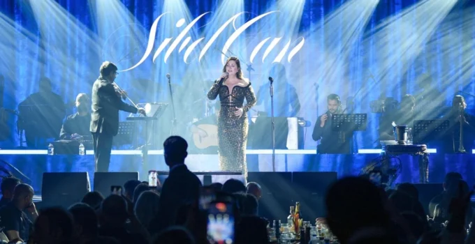 Sibel Can Yavru Vatan'Da Büyüledi