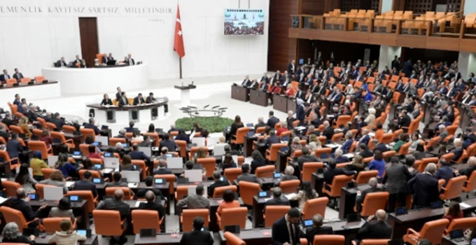 Tbmm Okul Saldırılarını Araştıracak!