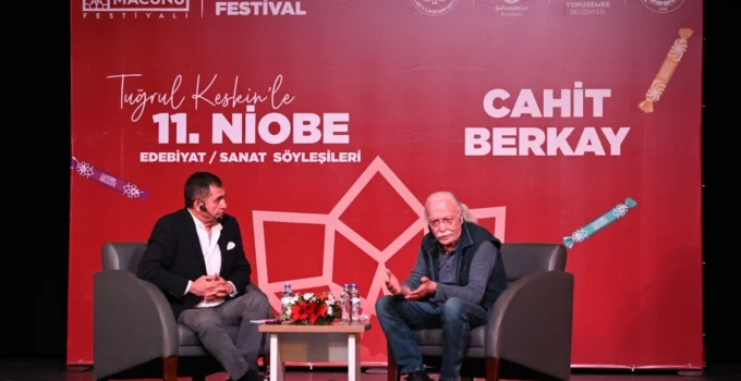 Usta Sanatçı Cahit Berkay Manisalılarla Buluştu