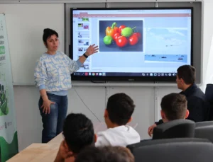 Yeşi̇lay İzmir'Den Çocuklara Dijital Farkındalık Eğitimi