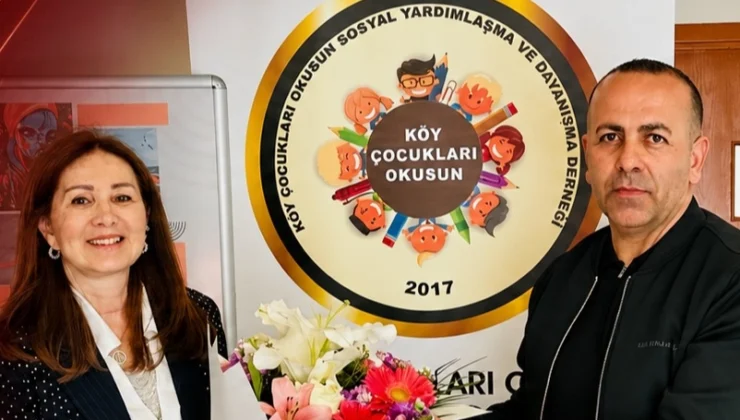 Ağrı'Da Sanatla Iyiliği Buluşturan Sergi