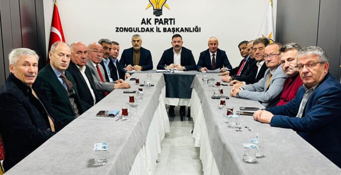 AK Parti Zonguldak İl Başkanı Çağlayan Mayıs ayı toplantısını yönetti