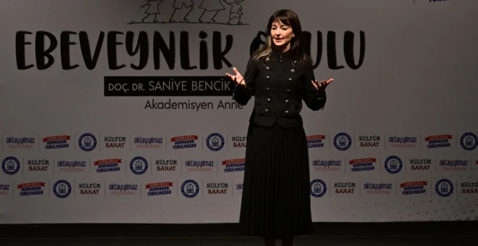 Akademisyen Anne Bursa'Da Yıldırımlılarla Buluştu