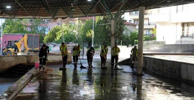 Ankara Keçiören'De Kurban Kesim Alanları Temizlendi