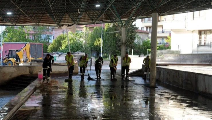 Ankara Keçiören'De Kurban Kesim Alanları Temizlendi
