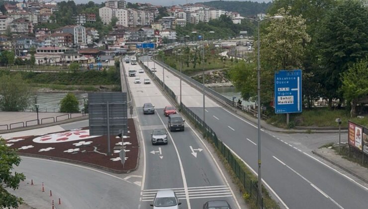 Batı Karadeniz’de bayram trafiği başladı