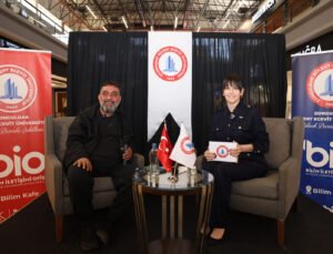 BEUN Bilim Kafe’de Ahmet Yenilmez’den “Sanat, Toplum ve Sahne” Söyleşisi