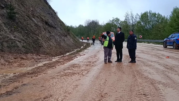 Bilecik Gümüşdere'Deki Heyelan Bölgesine Yakın Mercek