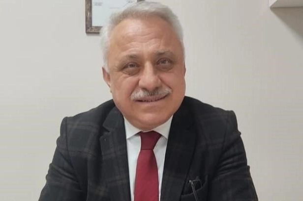 Bursa Siyasetinin Tanınan Ismi Ayhan Özbek Vefat Etti