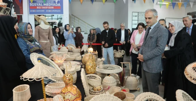 Çayırova’da El Sanatları Görücüye Çıktı