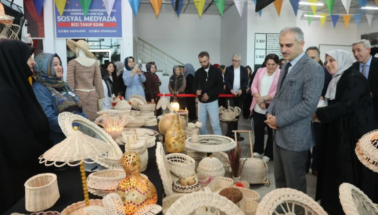 Çayırova’da El Sanatları Görücüye Çıktı