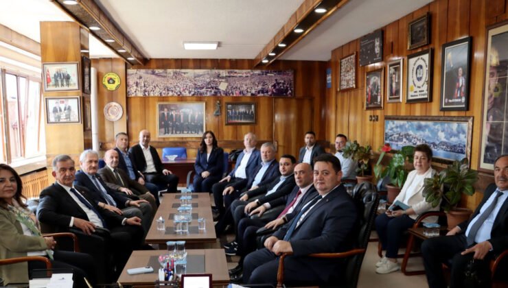 CHP heyeti ve Parti Meclis Üyesi Barut’tan GMİS’e ziyaret
