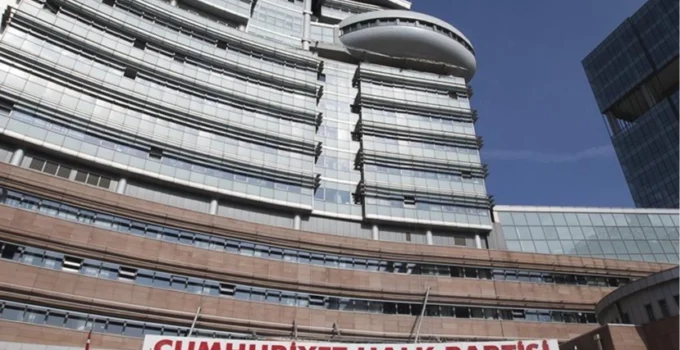 Chp Kurultay Davasında Çarpıcı Karar! O Kurultay 'Mutlak Butlan' Sayıldı, Yönetim Için Tedbir Kararı