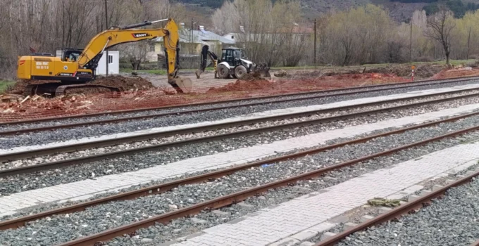 Chp’li Sarıbal’dan Hazar Gölü Havzasındaki Madencilik Faaliyetlerine Tepki