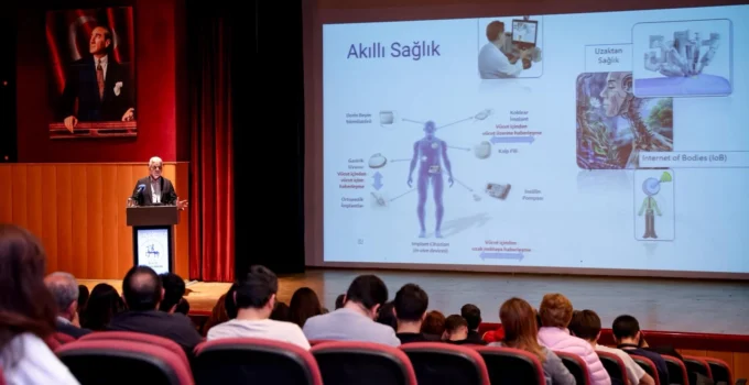 Dokuz Eylül'De Dijitalleşme Ve Ulusal Güvenlik Konuşuldu