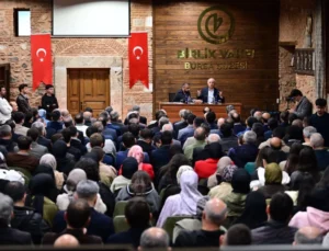 Efkan Ala Birlik Vakfı’nda Gençlerle Buluştu