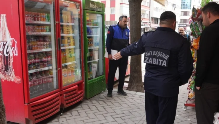 Eskişehir'De Zabıta Ekiplerinden Ortak Alanlara Sıkı Denetim