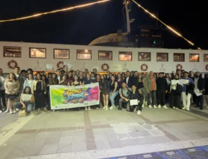 Genç İzmir Gönüllüleri, Bergama Vapuru’nda Buluştu
