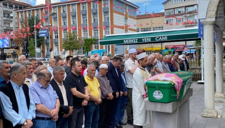 Hayatını kaybeden Pakize Yemelek son yolculuğuna uğurlandı