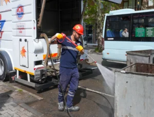 İstanbul Maltepe’de Temizliğe Gülsuyu’nda Devam