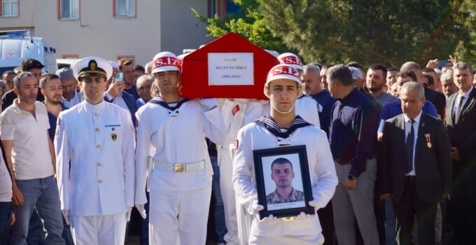 İzmir’de vefat eden Piyade Er Recep Demirci, Zonguldak’ta toprağa verildi