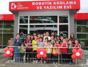 İzmit’te Robotik Kodlama Ve Yazılım Evi Açıldı