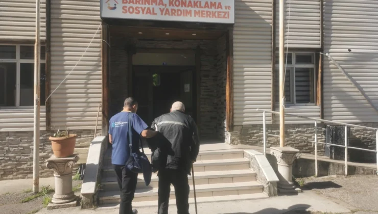 Kocaeli’nde Çöp Ev Dramı Sona Erdi