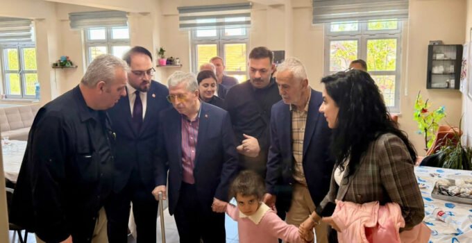 Köksal Toptan, Zonguldak’ta adını taşıyan okullarda öğrencilerle buluştu