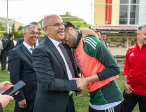 Malatya Futboluna Başkan Er’den Moral Desteği