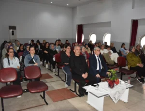 Manisa Yunusemre’de Aile Eğitimleri Programı Devam Ediyor