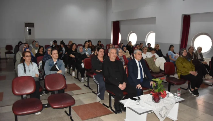 Manisa Yunusemre’de Aile Eğitimleri Programı Devam Ediyor