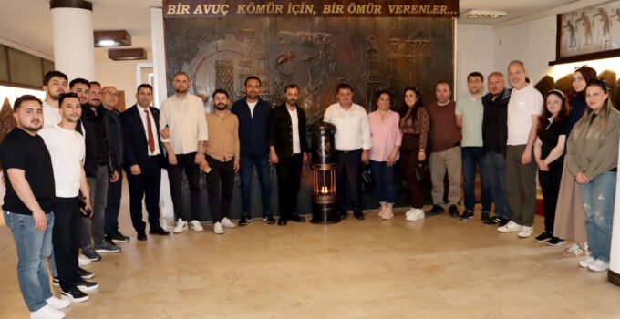 MTA işçileri sendikalarında genel merkez yönetimiyle bir araya geldi