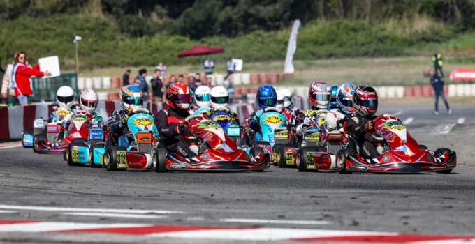 Ni̇mosk Karting Yarışı Hafta Sonu Körfez'De