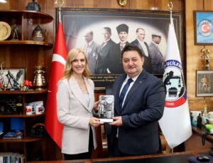 Prof. Dr. Sayan’dan GMİS’e ziyaret
