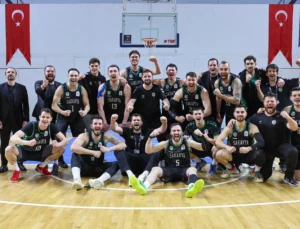 Sakarya Büyükşehir Basketbol Şampiyonluk Kupası Için Parkeye Çıkıyor