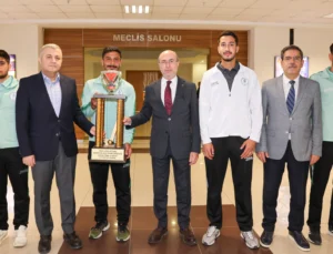 Selçuklu Belediyespor Hokey Takımı Avrupa Yolunda