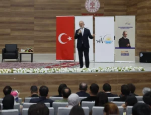Yazar Yenişehirlioğlu Gençlerle Buluştu