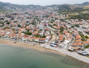Yeni Foça’da Tarihi Dere Yatağı Güçlendiriliyor