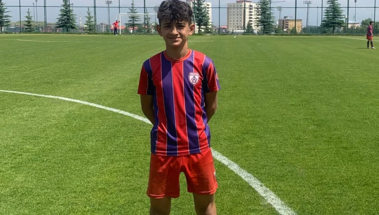Yeşil Artvinsporlu Miraç, U14 Millilerin İspanya Kadrosunda