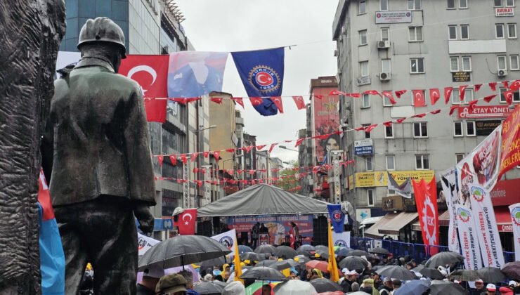 Zonguldak’ta 1 Mayıs Kutlamalarına Minik Madenci Damga Vurdu