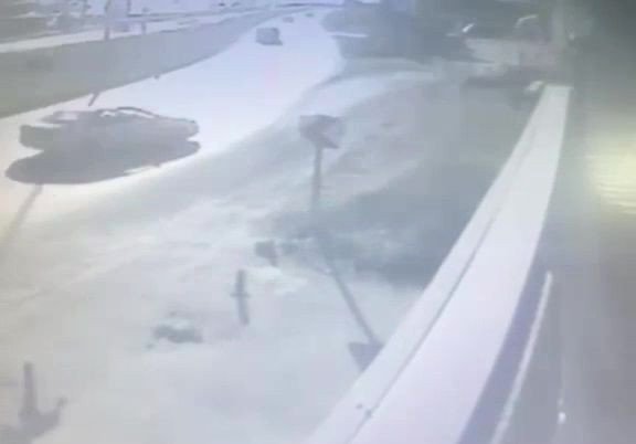 Zonguldak’ta takla atarak akaryakıt istasyonuna dalan otomobil 5’i çocuk 6 kişiyi yaraladı