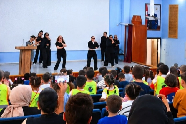 Ai̇çü’de Çocuk Şenliği Etkinliği Düzenlendi